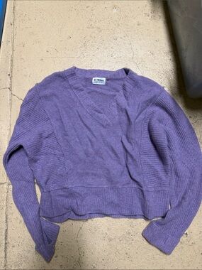 27 Miles Lavender V-Neck Ribbed Knit Sweater